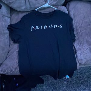 Friends graphic tee